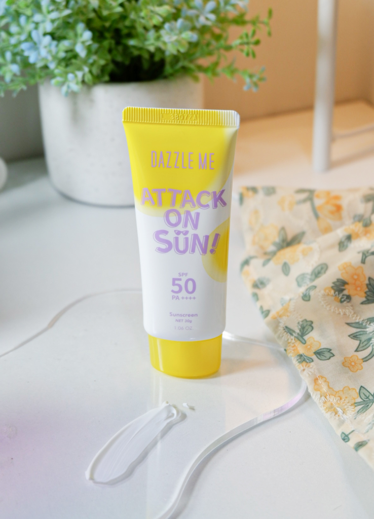 Dazzle Me Attack on Sun! Sunscreen SPF 50 PA ++++ 