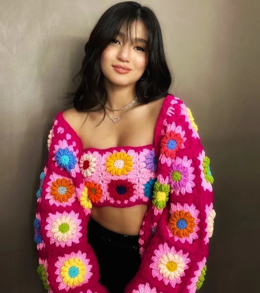 belle mariano wearing crocheted clothes