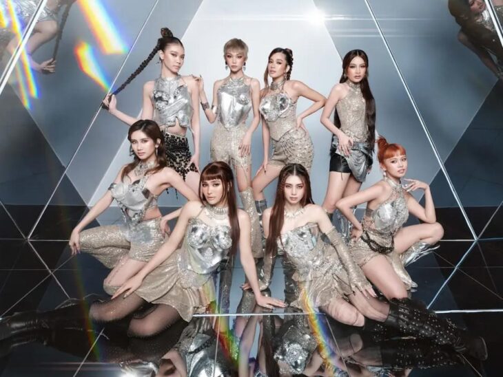 BINI Paruparo single FLAMES album 2025