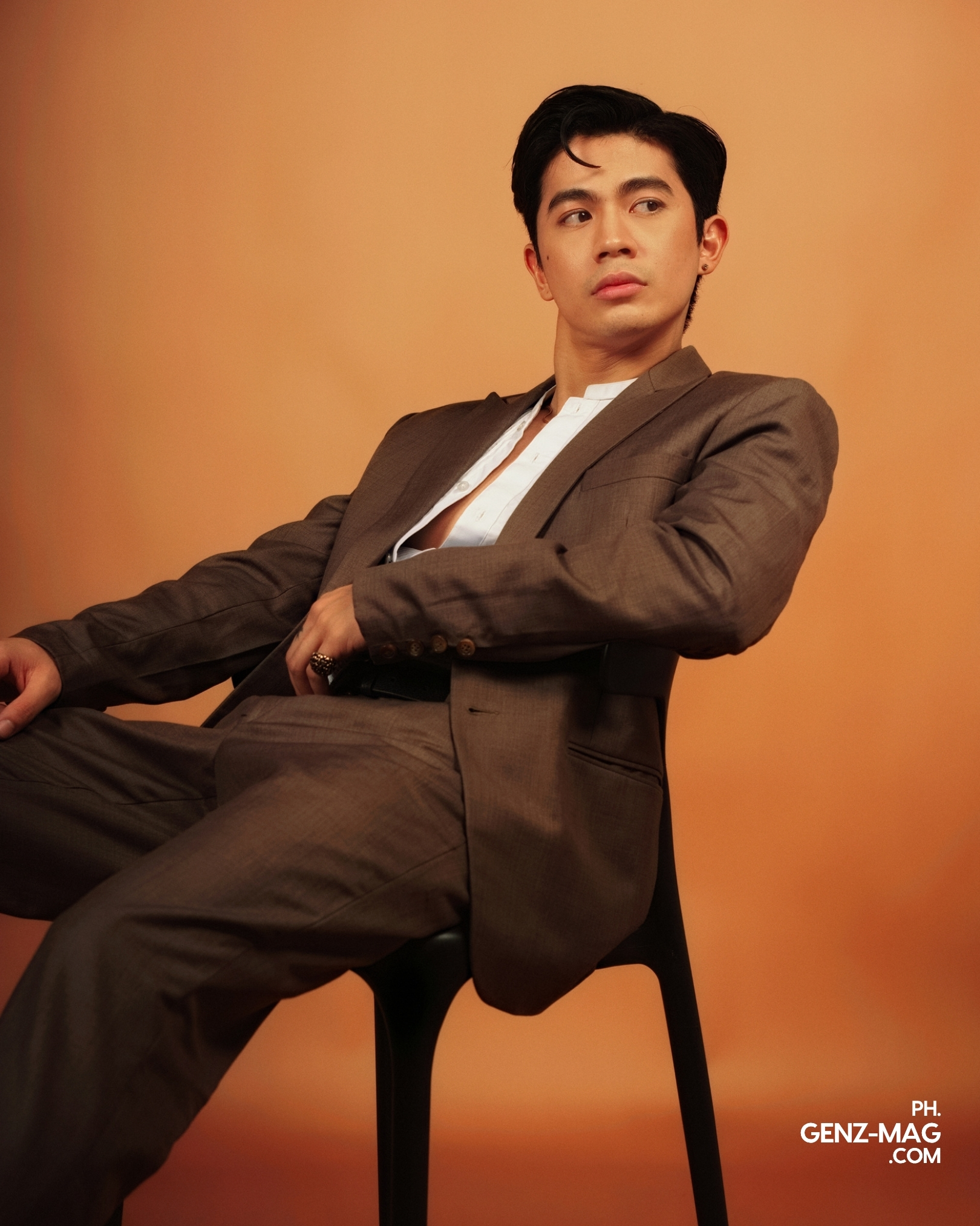 Genz Magazine - Iven Lim _@em.baun_